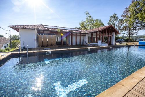 Maison Irriberria — 4-Star Luxury Hotel in Hasparren, France