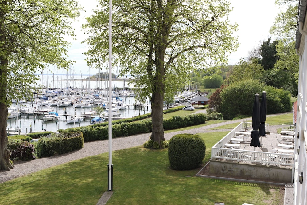 Hotel Baltic - last minute hotel in Horuphav
