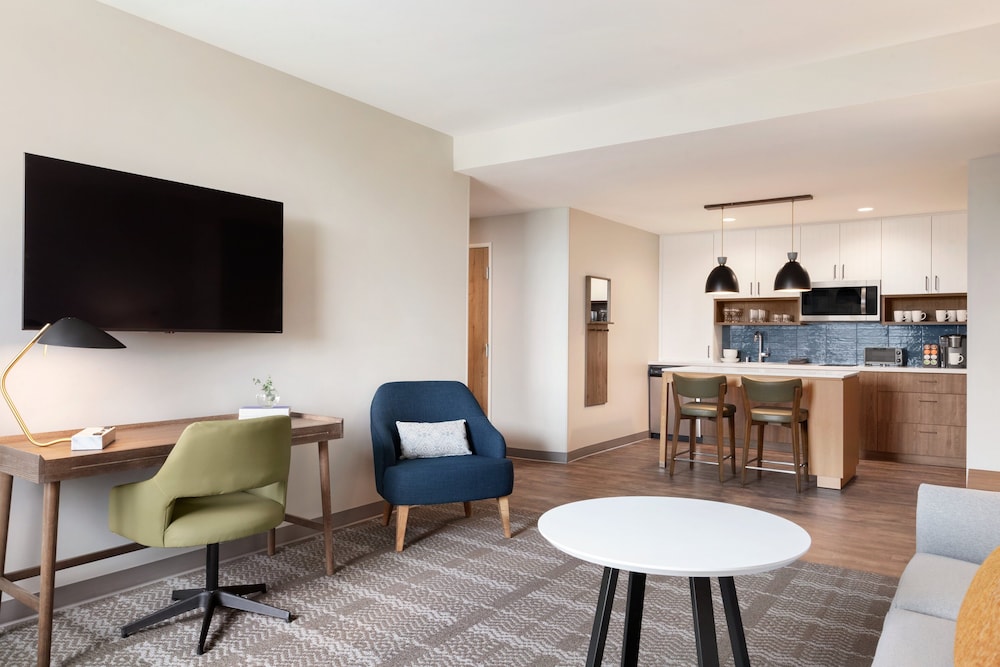 Staybridge Suites Rochester Mayo Clinic Area by IHG - photo 13