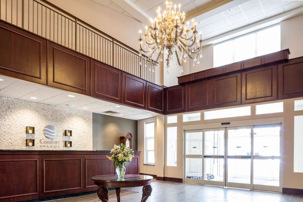 Comfort Inn & Suites Near Burke Mountain - photo 5