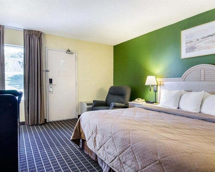 Quality Inn Merriam Kansas City - photo 19