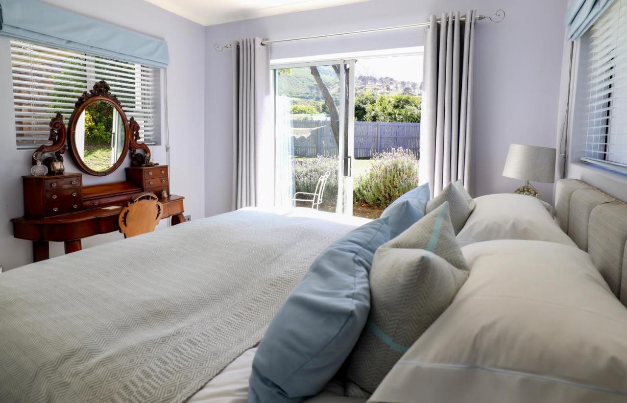 Chapmans Peak Lodge Noordhoek Cape Town.