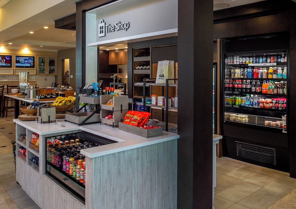 Hilton Garden Inn Chesterfield - photo 33