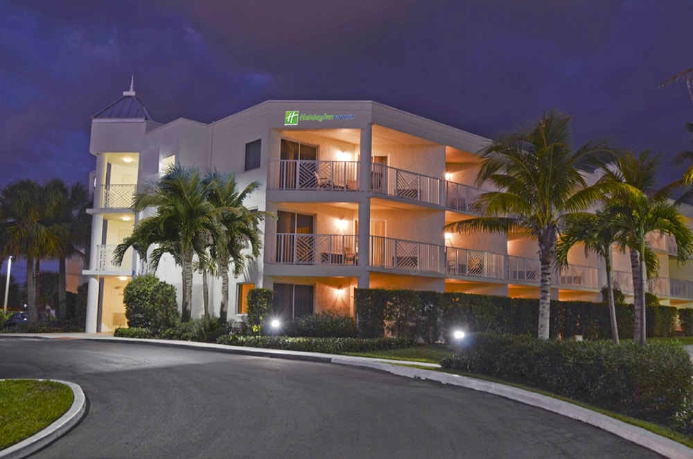 Holiday Inn Express North Palm Beach Oceanview by IHG - photo 101