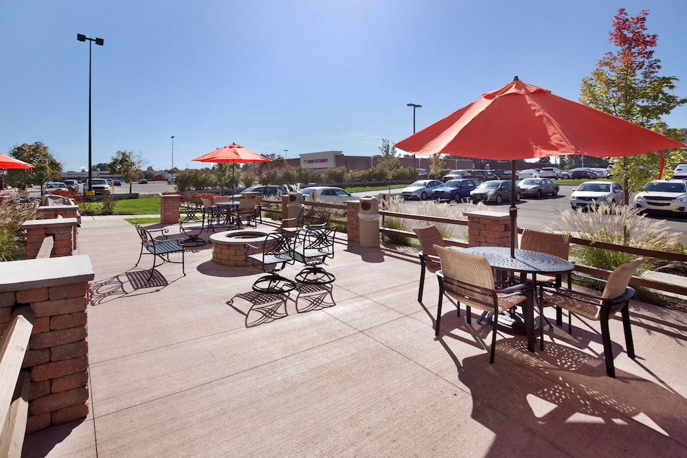 Hampton Inn Butler - photo 35