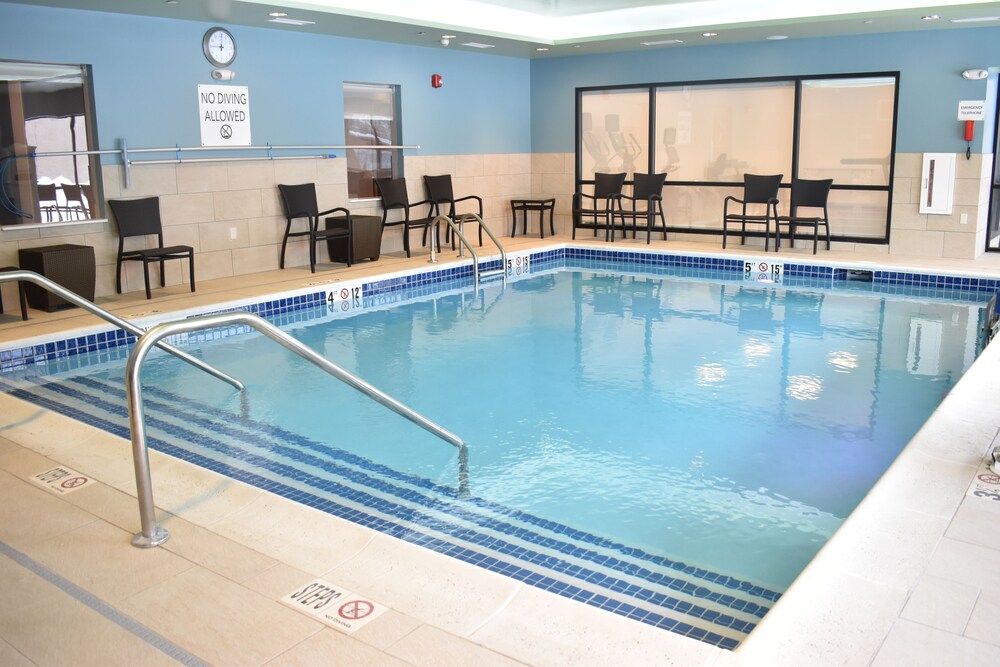 Holiday Inn Express & Suites Boston South Randolph by IHG - photo 27