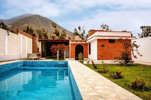 Amplia Casa de Campo con Piscina en Cieneguilla — 4-Star Luxury Hotel in Cieneguilla, Peru