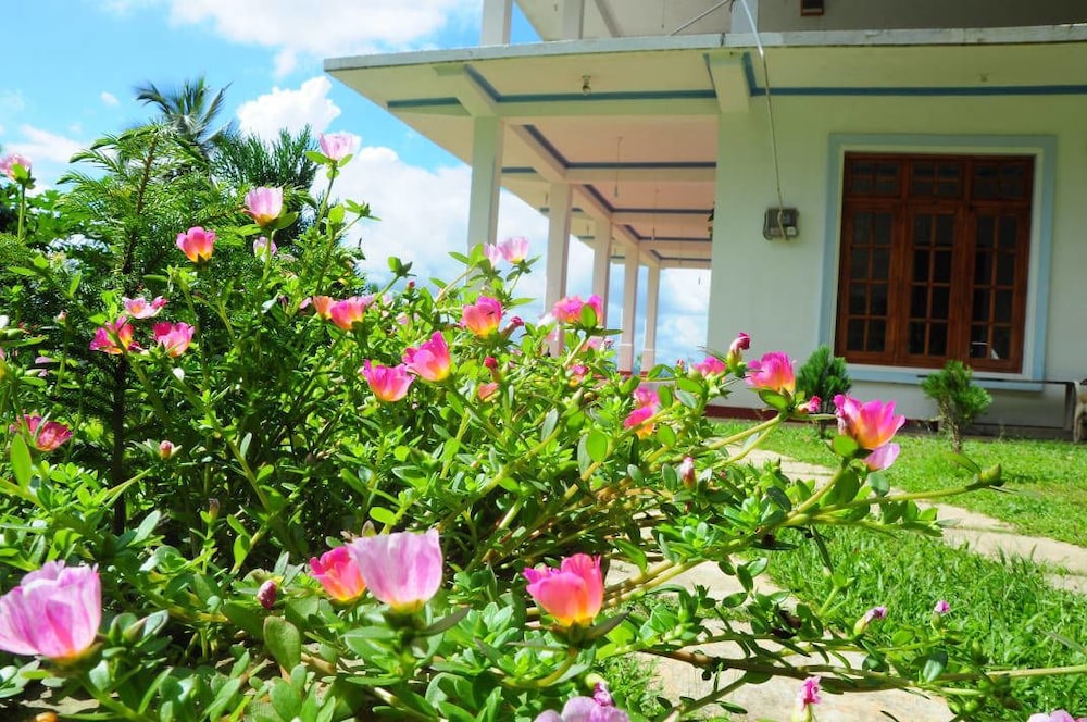 Onil Rock Resort in Matale, Sri Lanka