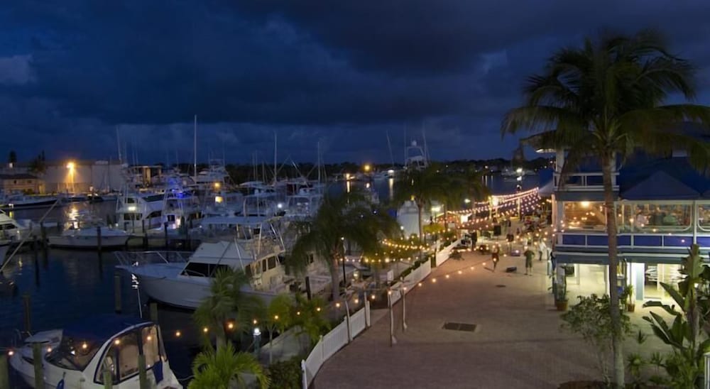 Pirate's Cove Resort & Marina - photo 16