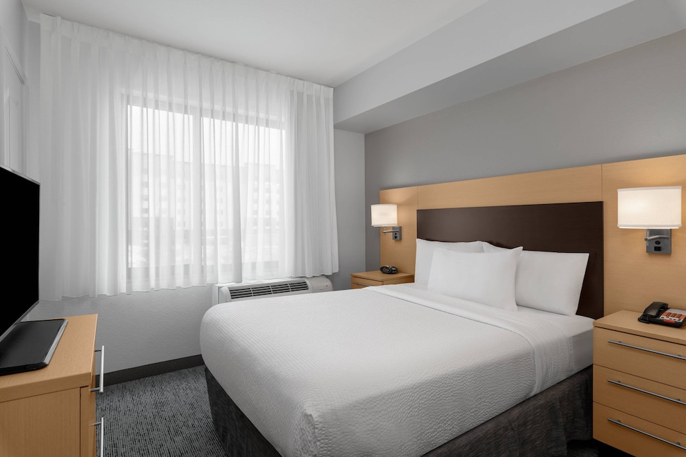 TownePlace Suites by Marriott Denver Airport at Gateway Park - photo 12
