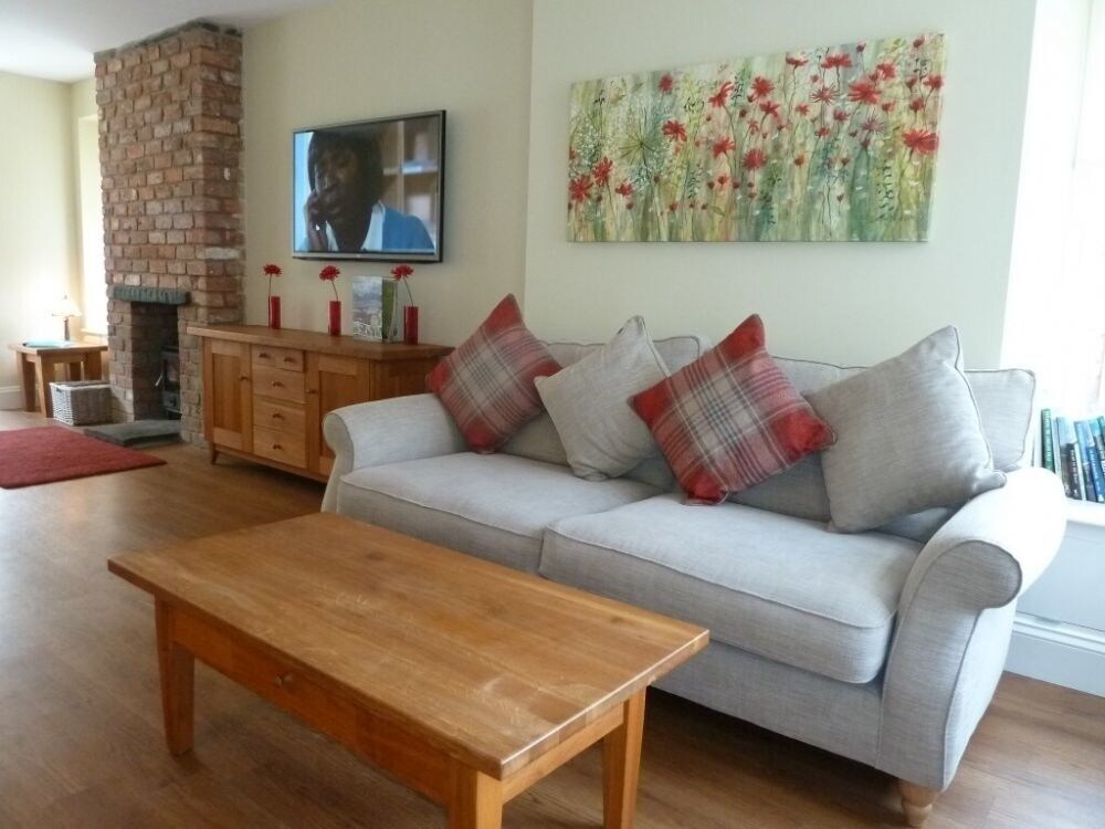 Wordsworth House Hot Tub Hire Available — 4-Star Luxury Hotel in Keswick, United Kingdom