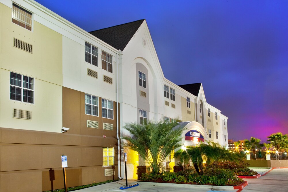 Candlewood Suites Galveston by IHG - photo 27