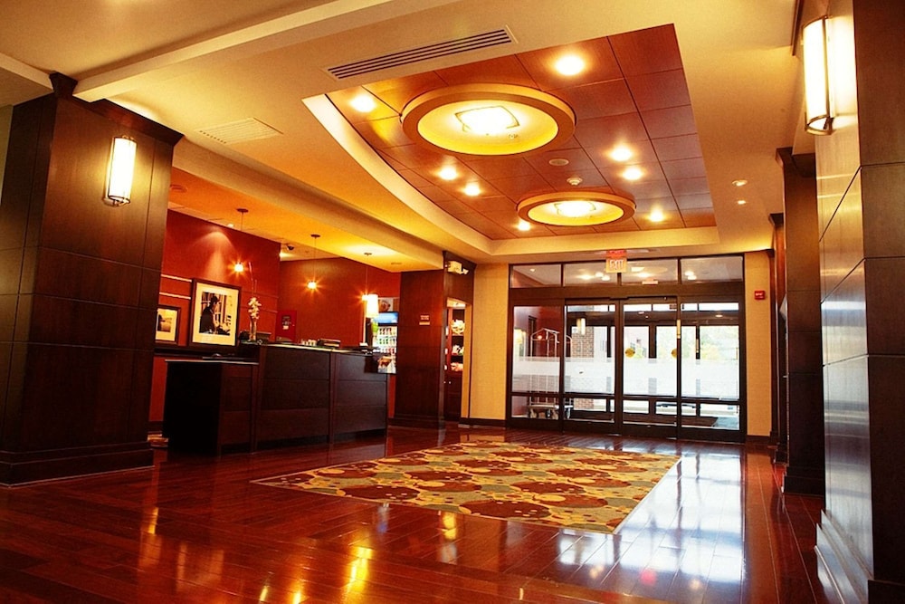 Hampton Inn & Suites Detroit Canton - photo 11