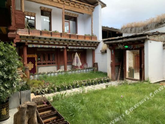 Xiangye Listen To the Rain in Shangri-La, People's Republic of China