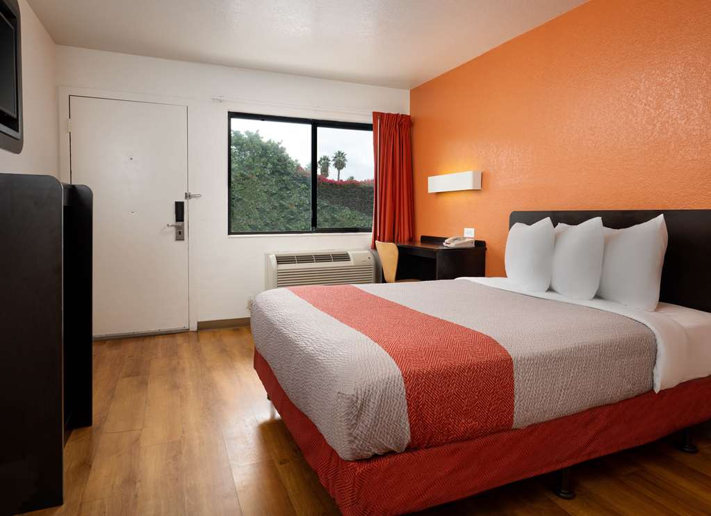 Motel 6 Camarillo CA - photo 8
