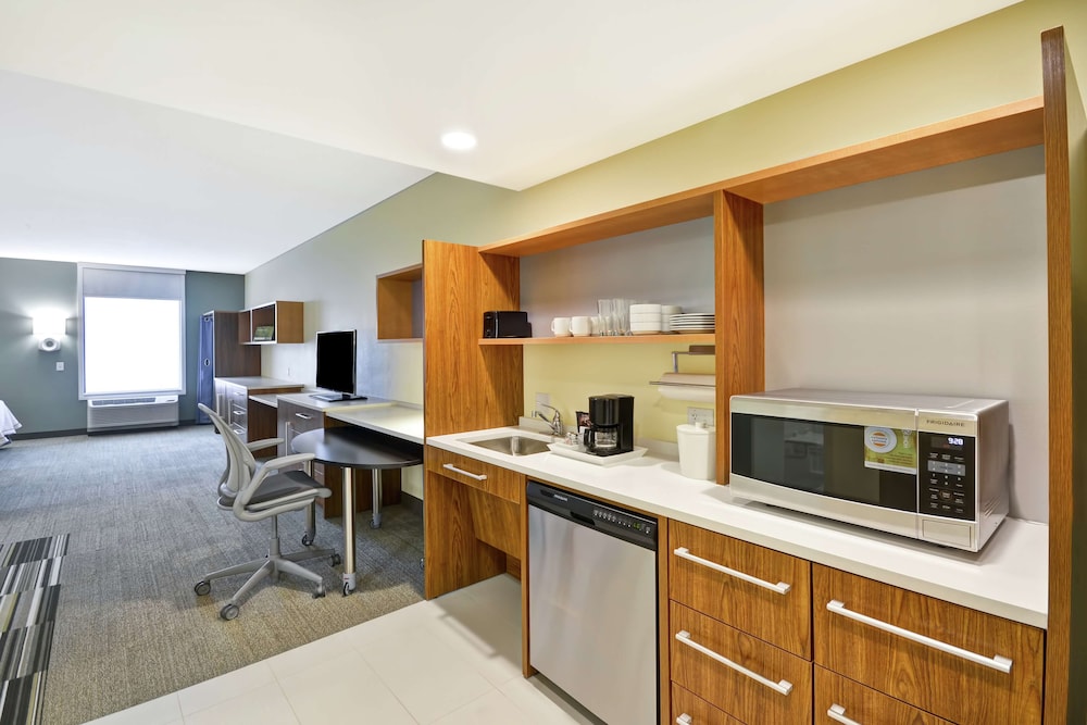Home2 Suites by Hilton Minneapolis Eden Prairie - photo 21