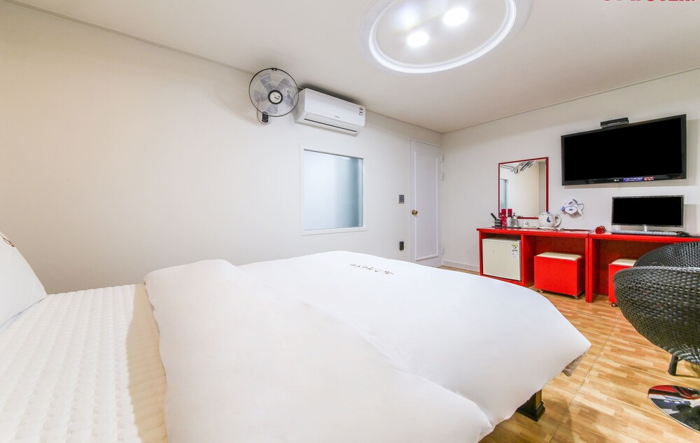 Sky Motel - last minute hotel in Changwon