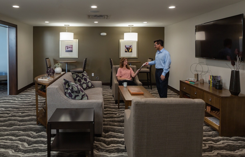 Staybridge Suites Phoenix Biltmore Area by IHG - photo 36
