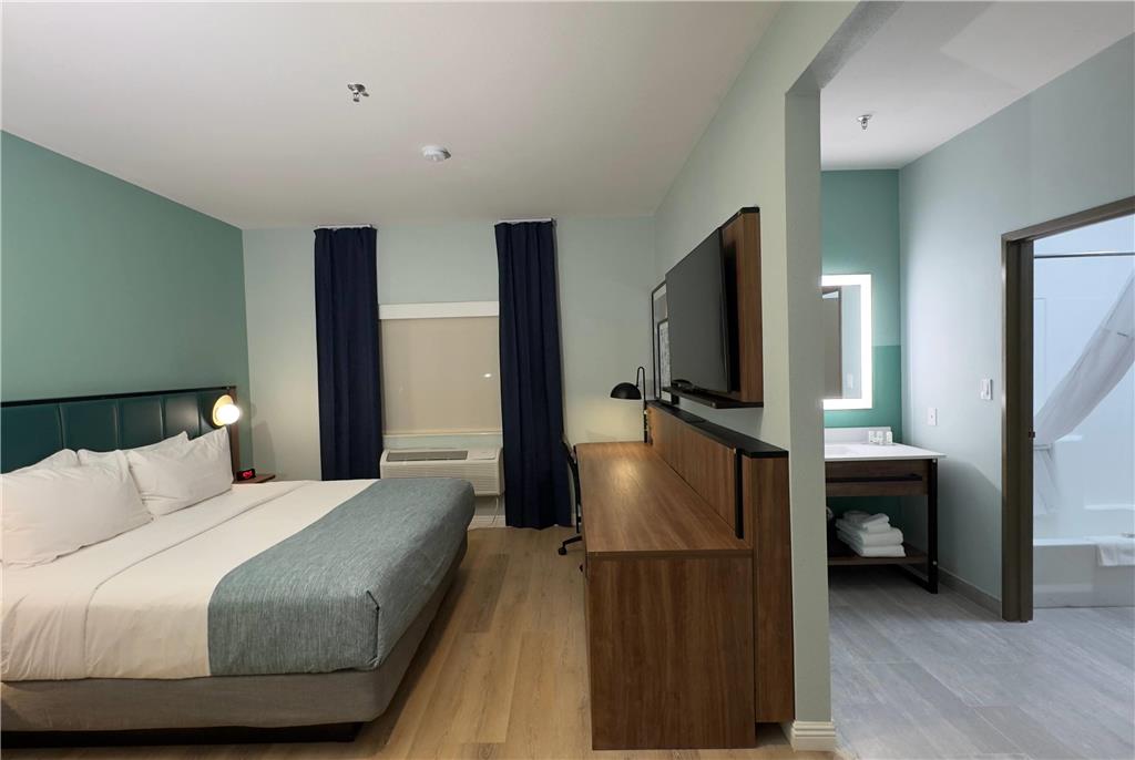 Wingate by Wyndham Farmington NM - photo 25