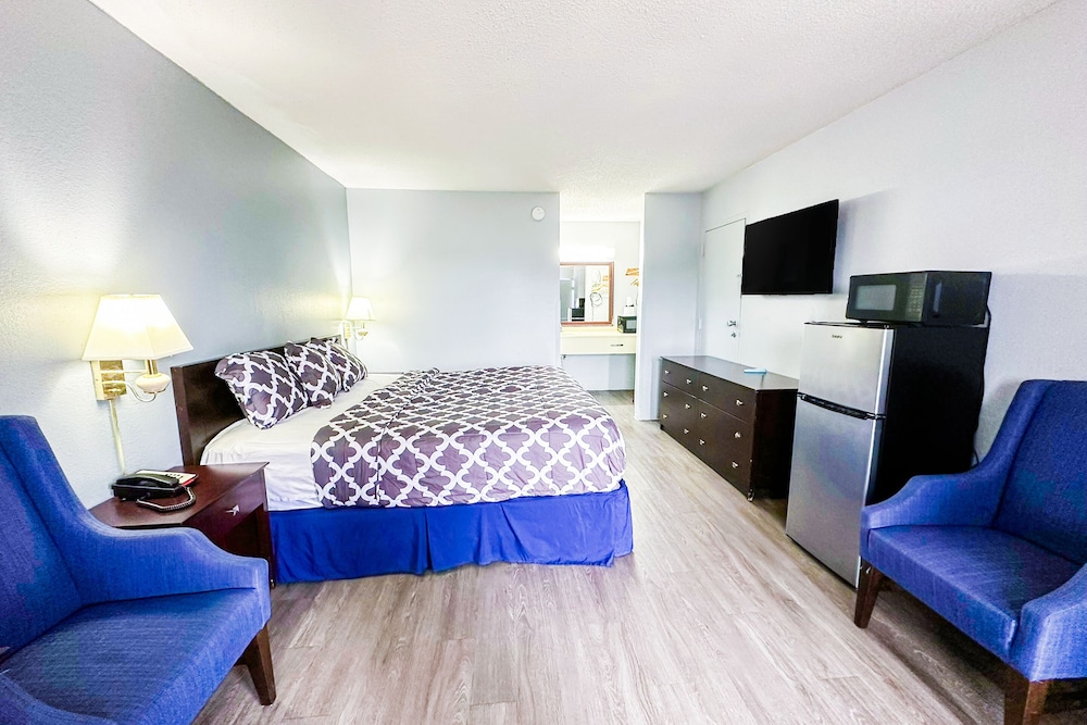 Happy Stay Inn Madisonville I 69 By OYO - photo 13