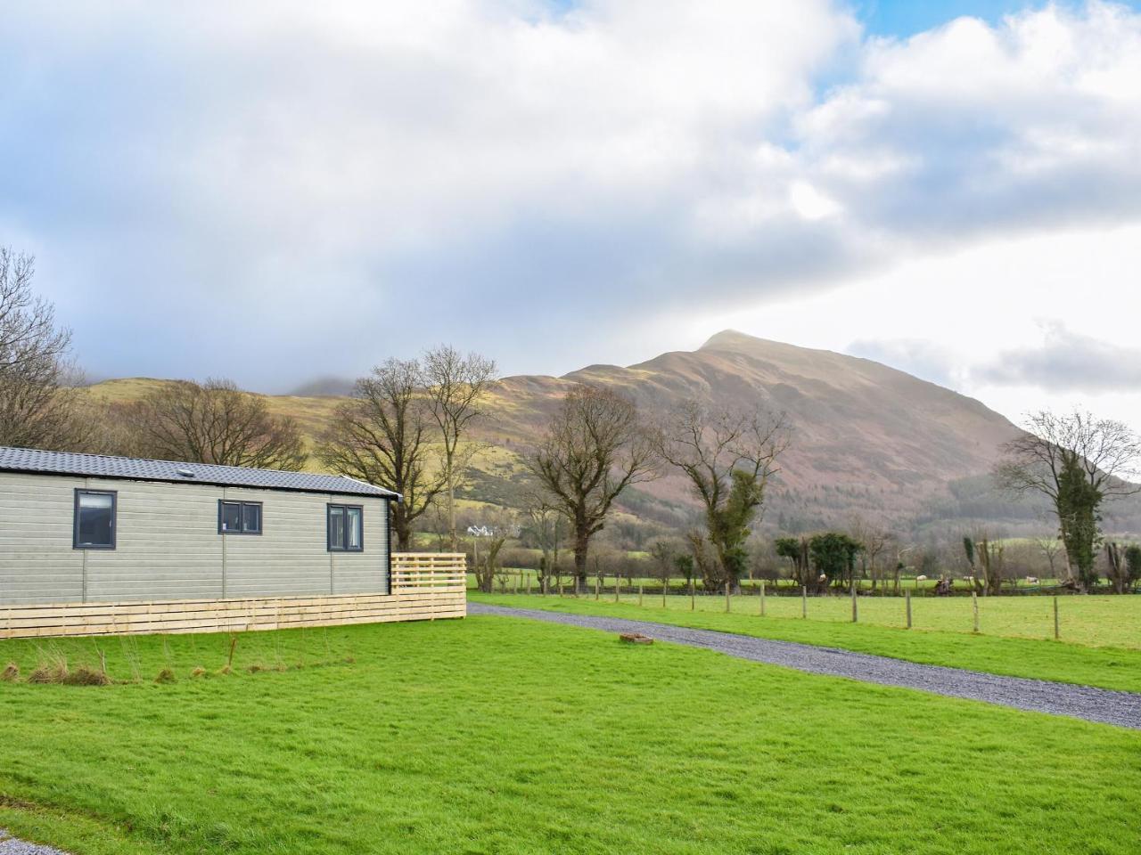 Dodd Uk42499 - carbon neutral hotel in Unknown City
