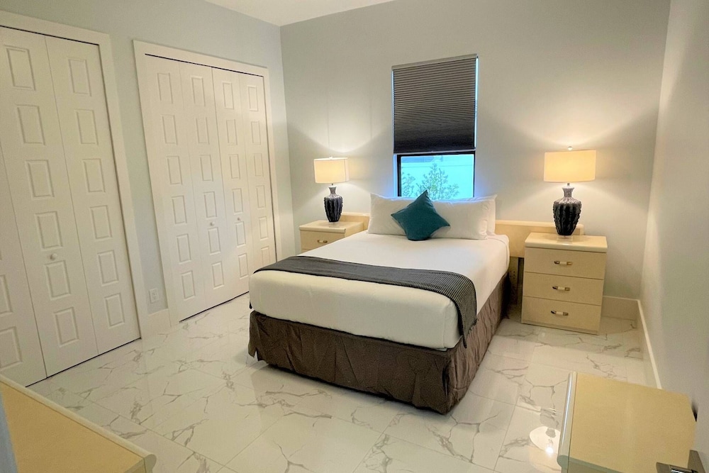 3915 Gulfstream Pkwy in Cape Coral, United States