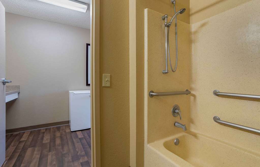 Extended Stay America Suites Houston The Woodlands - photo 34