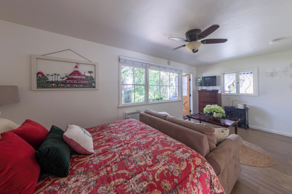 Redwood Hollow Cottages - photo 68