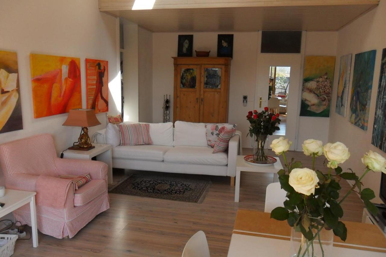 3 Zi Atelierdachwohnung Mit Bergblick Seenahe Und 2 Loggia — 4-Star Luxury Hotel in Bernau Am Chiemsee, Germany