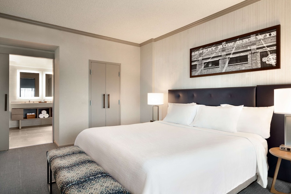 Embassy Suites by Hilton Monterey Bay Seaside - photo 15