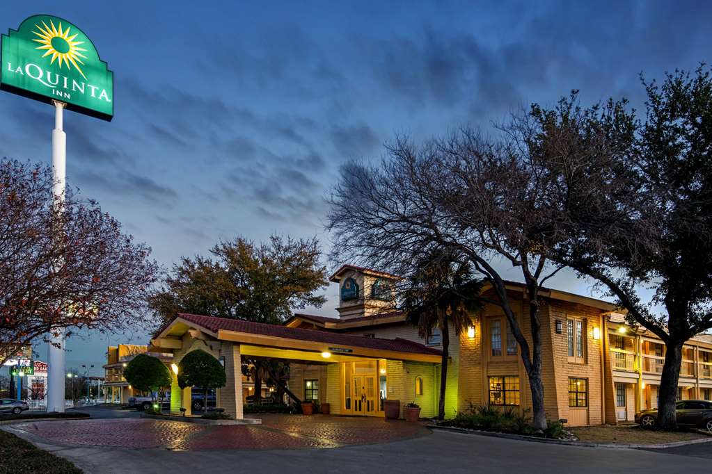 La Quinta Inn By Wyndham IH 10 West San Antonio TX - photo 3