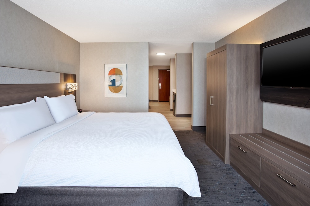 Holiday Inn Express Hotel & Suites Belleville by IHG - photo 15
