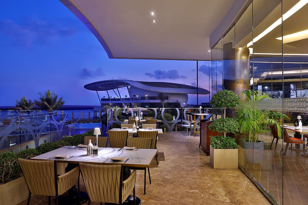 מזון ומשקאות