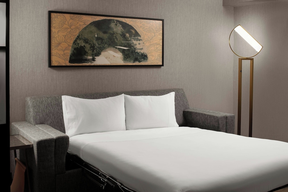 Renaissance Chicago North Shore Hotel - photo 16