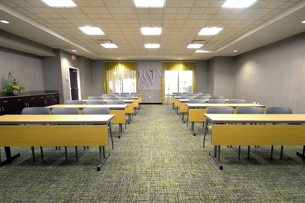 Springhill Suites by Marriott Louisville Airport - photo 44