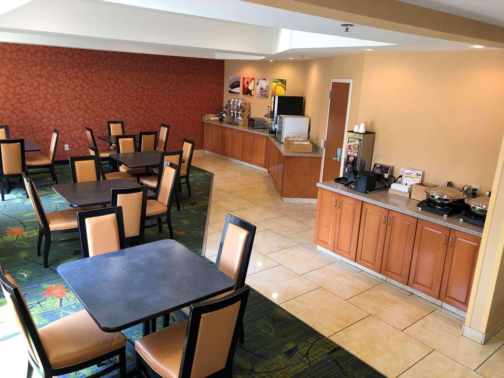 Fairfield Inn by Marriott Fayetteville I 95 - photo 36