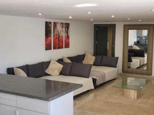 Luxury Apartments Sea Views With Pool — 4-Star Luxury Hotel in Manilva, Spain