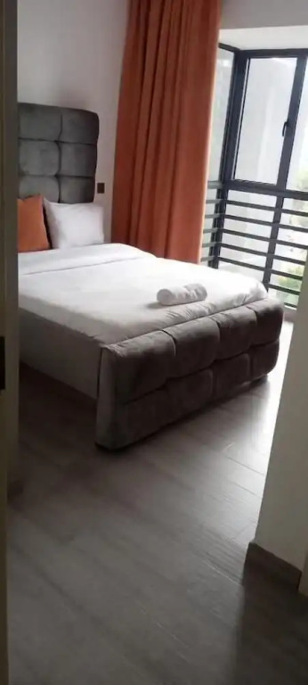Lux Suites Perry West Luxurios Apartment