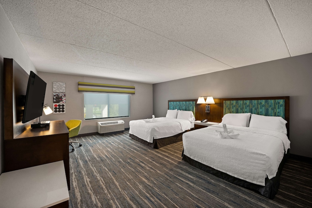 Hampton Inn & Suites Poughkeepsie - photo 8