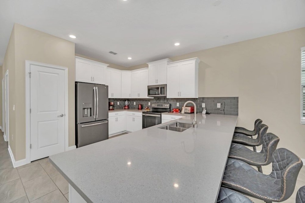Ultimate 9 Champions Gate Resort Property With Spa 9 Bedroom Villa by RedAwning Kissimmee - photo 24