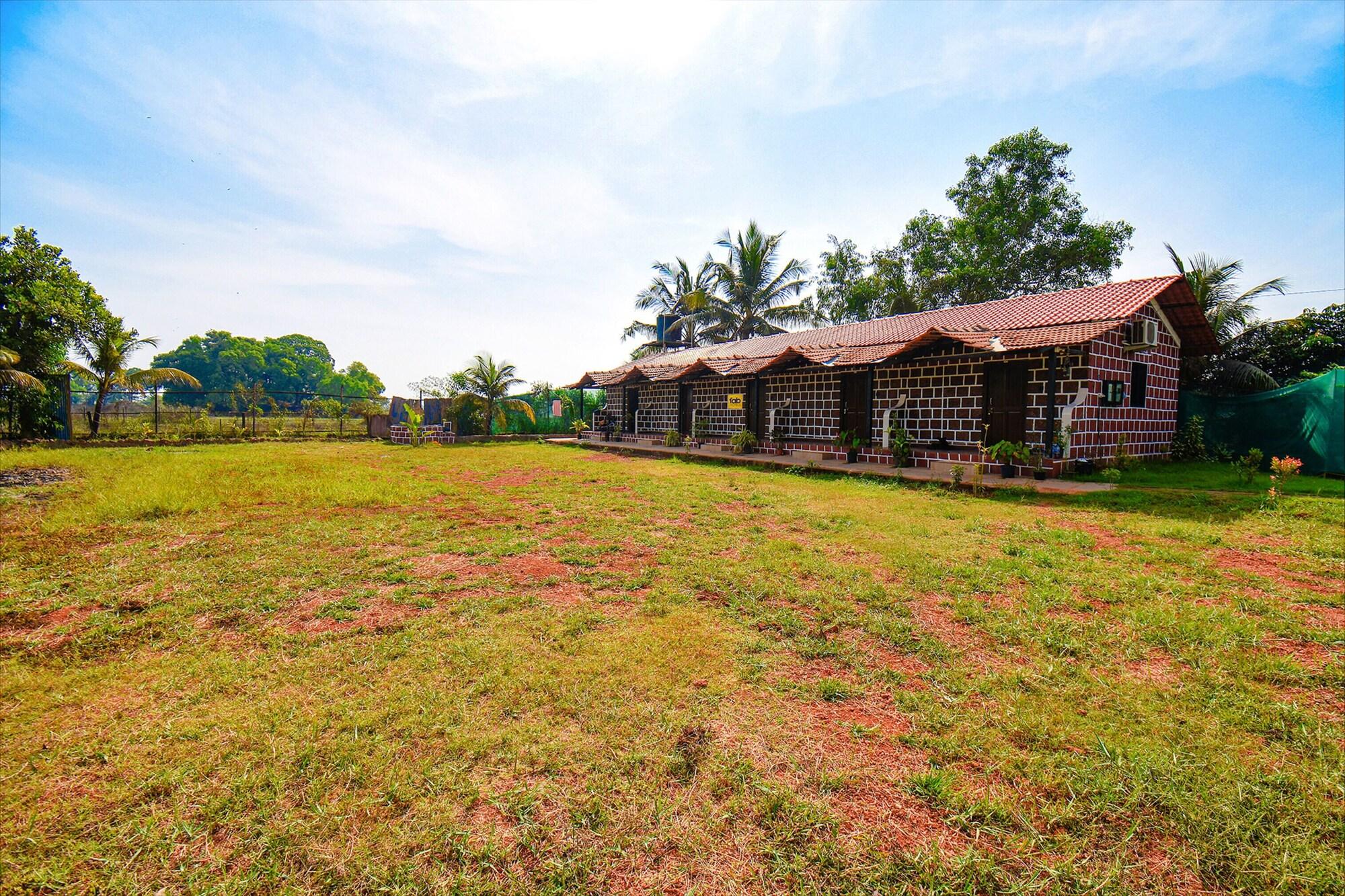 Fabexpress Peacock Suites — Saligao — photo 2