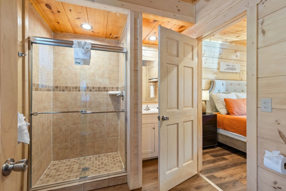 Enchanted Forest Hideaway by Ghosal Luxury Lodging - photo 23