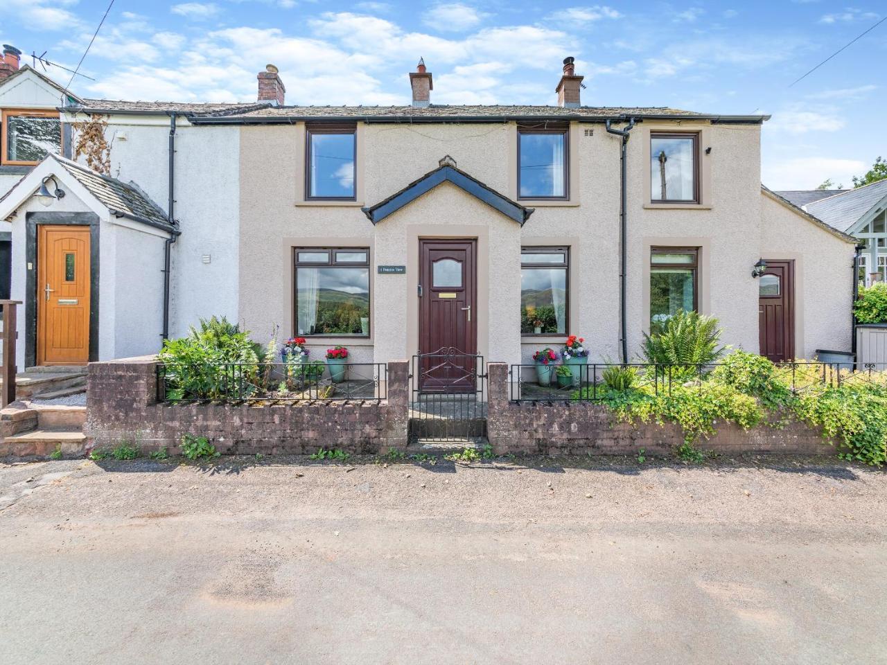 Pennine View - carbon neutral hotel in Unknown City