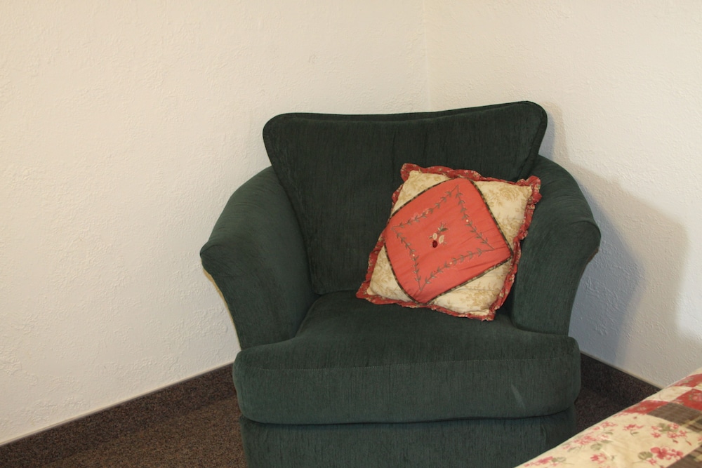 Sleep For Less Motel - photo 15