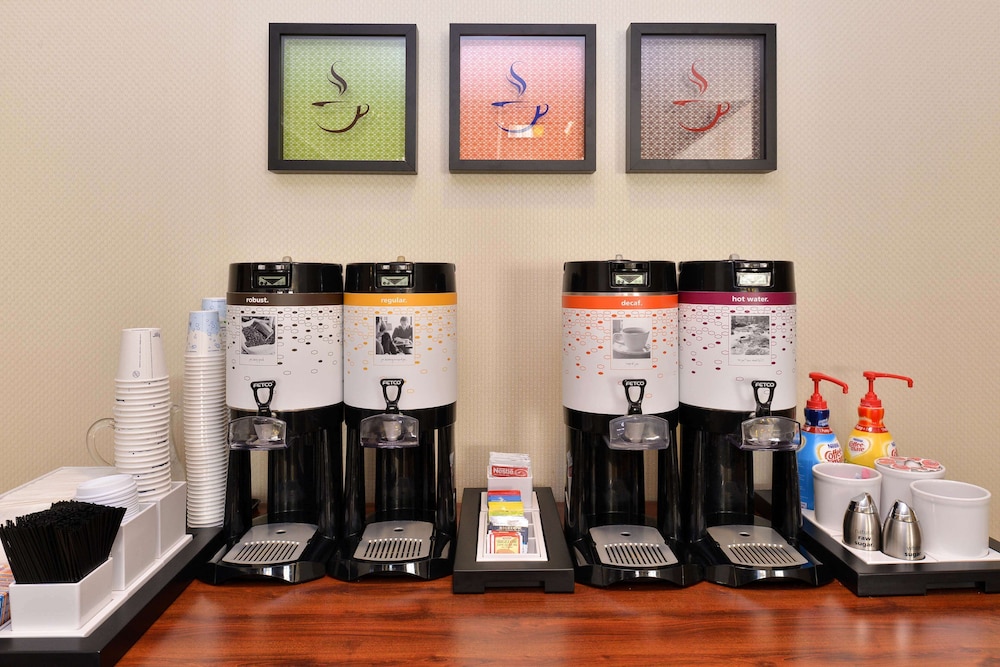 Hampton Inn Grand Island - photo 30
