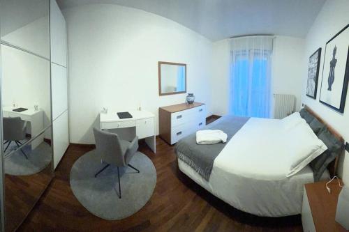 Sweet apartment Milan city center — 4-Star Luxury Hotel in Milan, Italy