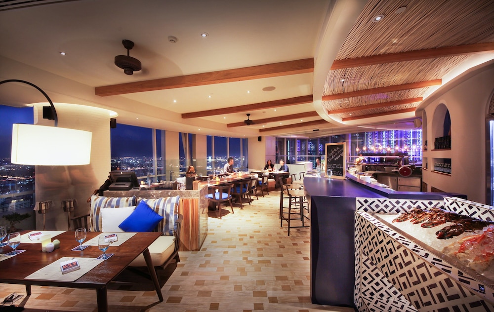 מזון ומשקאות