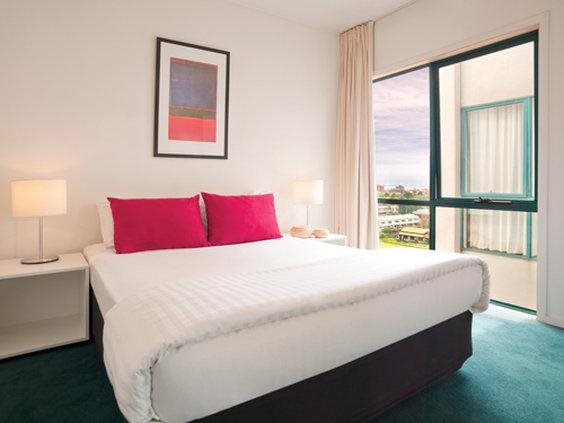 Adina Apartment Hotel St Kilda - carbon neutral hotel in Saint Kilda