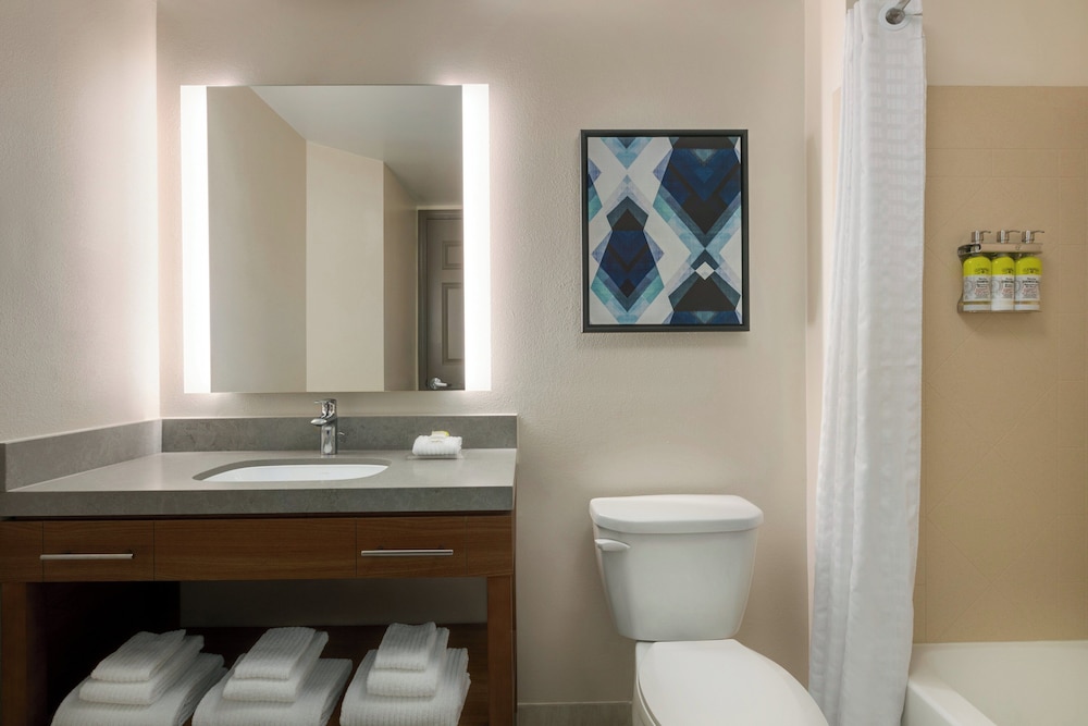 Candlewood Suites Houston Space Center Webster - photo 10