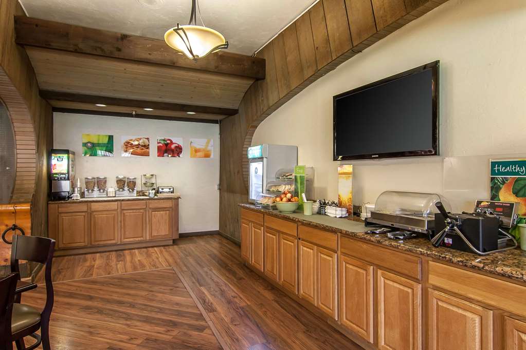 Quality Inn & Suites at Coos Bay - photo 28